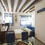 Romantic Lagoon - Canal View * البندقية