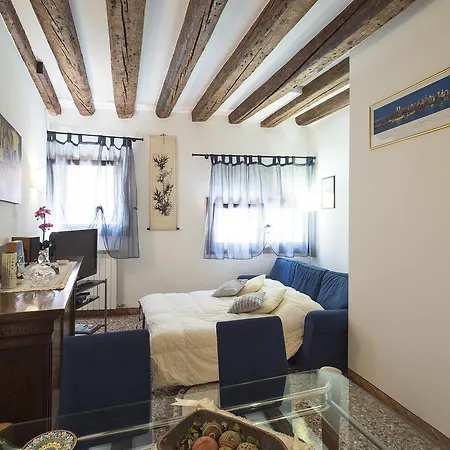 Romantic Lagoon - Canal View * 威尼斯